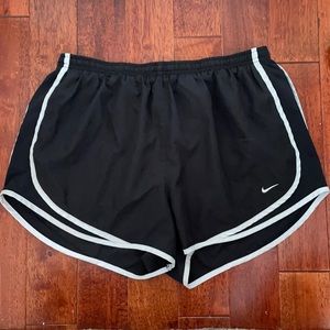 Nike Women’s Tempo Running Shorts
